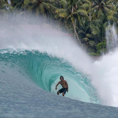 Hotel Oseda Nias Surf House à Hilibotodane Extérieur photo