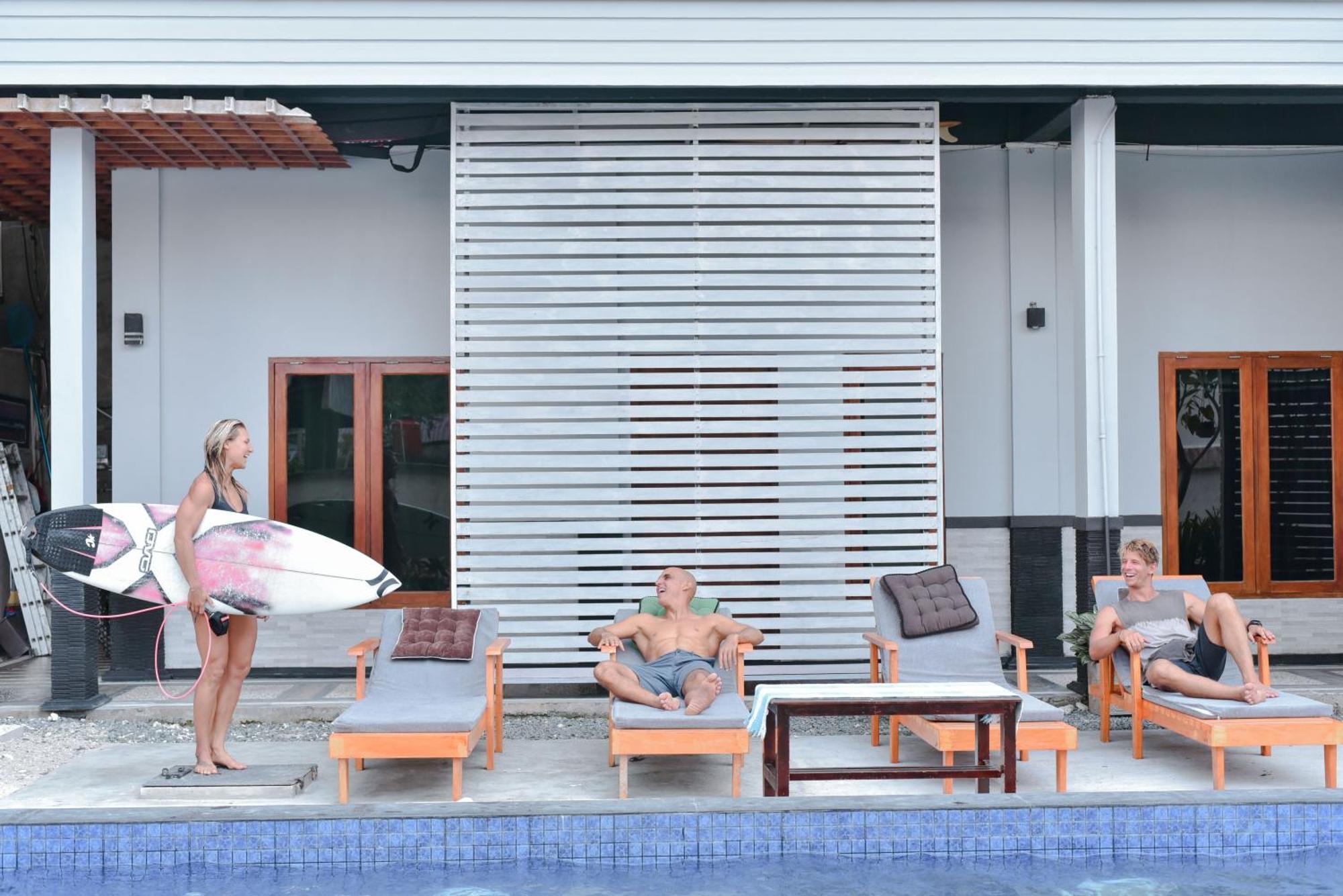 Hotel Oseda Nias Surf House à Hilibotodane Extérieur photo