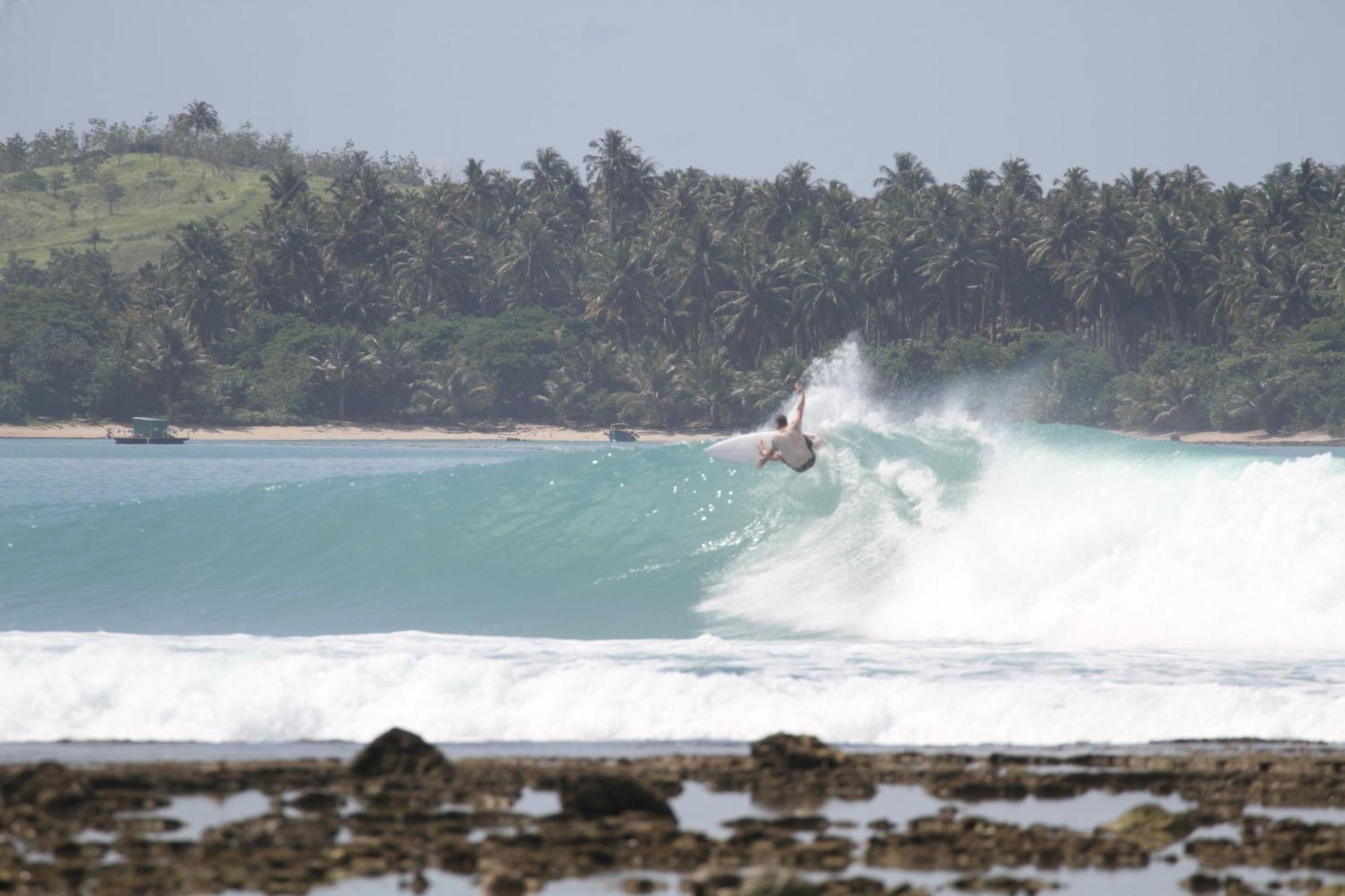 Hotel Oseda Nias Surf House à Hilibotodane Extérieur photo
