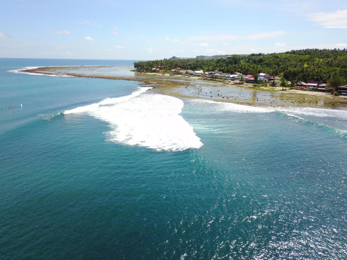 Hotel Oseda Nias Surf House à Hilibotodane Extérieur photo